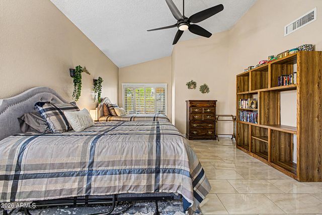4050 W CHARLOTTE Drive, Glendale, AZ 85310