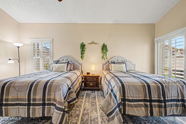 4050 W CHARLOTTE Drive, Glendale, AZ 85310