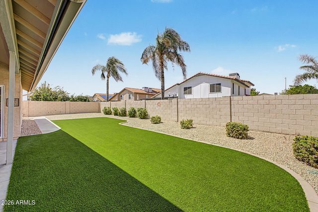 4050 W CHARLOTTE Drive, Glendale, AZ 85310