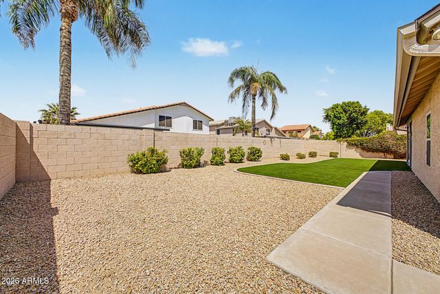 4050 W CHARLOTTE Drive, Glendale, AZ 85310