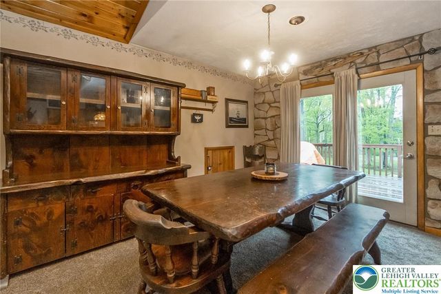9223 North Loop Road, Washington Twp, PA 18080