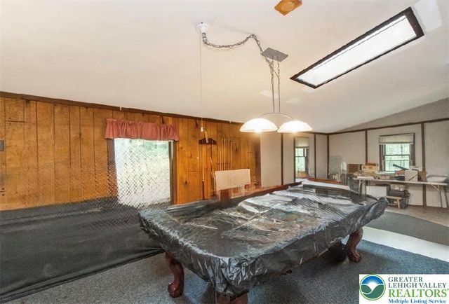 9223 North Loop Road, Washington Twp, PA 18080