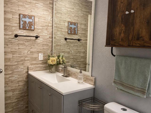 21214 Wortham Oaks Drive, Humble, TX 77338