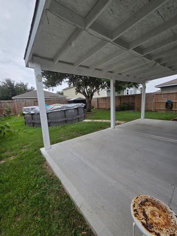 21214 Wortham Oaks Drive, Humble, TX 77338