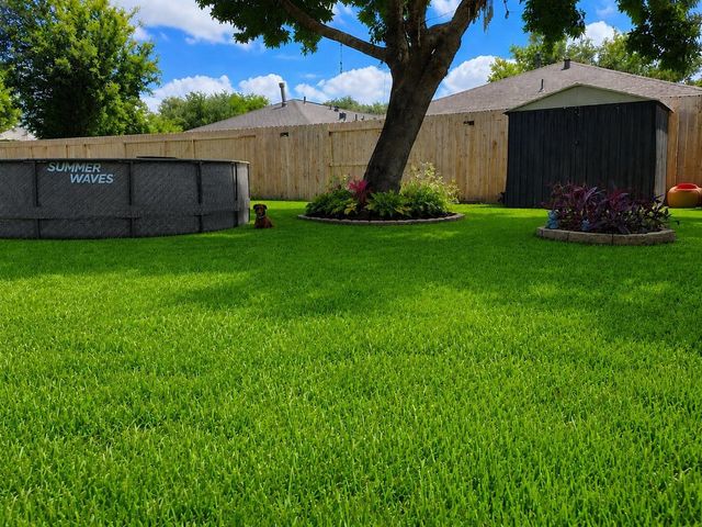 21214 Wortham Oaks Drive, Humble, TX 77338