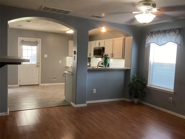 21214 Wortham Oaks Drive, Humble, TX 77338