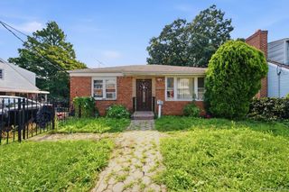 290 First Street, Yonkers, NY 10704