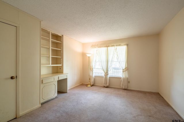 7434 Brookhollow Drive, Tyler, TX 75707