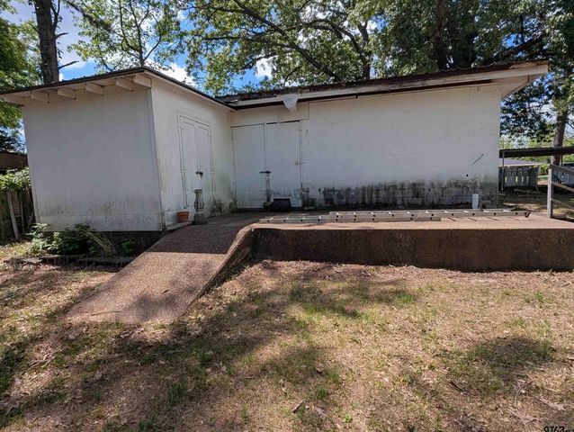 7434 Brookhollow Drive, Tyler, TX 75707