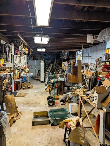 7434 Brookhollow Drive, Tyler, TX 75707