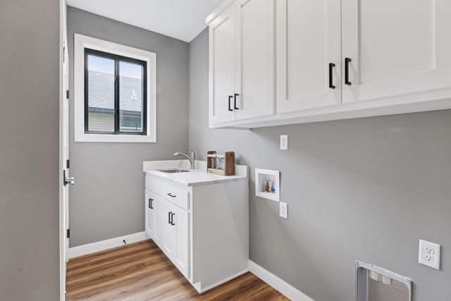 721 Margaret Lane NE, Isanti, MN 55040