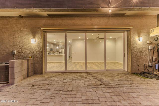 2315 E PINCHOT Avenue 126, Phoenix, AZ 85016