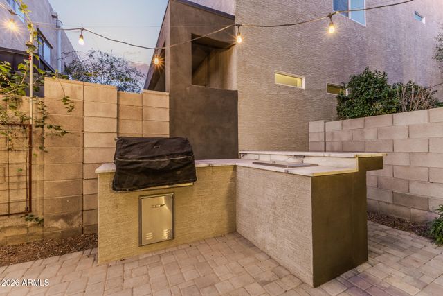 2315 E PINCHOT Avenue 126, Phoenix, AZ 85016