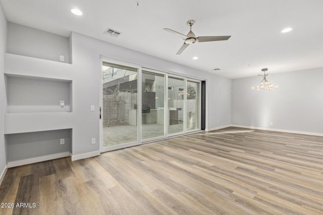 2315 E PINCHOT Avenue 126, Phoenix, AZ 85016