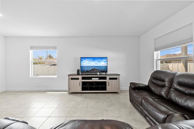 4636 SW Lassiter Terrace, Port St. Lucie, FL 34953