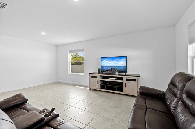 4636 SW Lassiter Terrace, Port St. Lucie, FL 34953