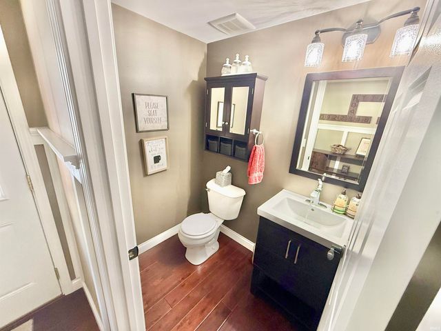 1900 Schlensker Road, Evansville, IN 47725