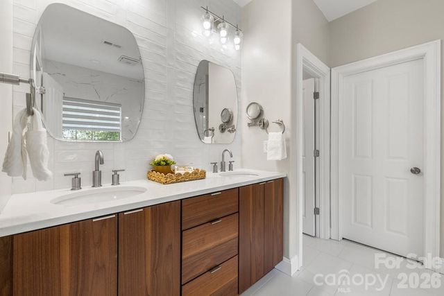 4196 Crepe Ridge Drive, Denver, NC 28037