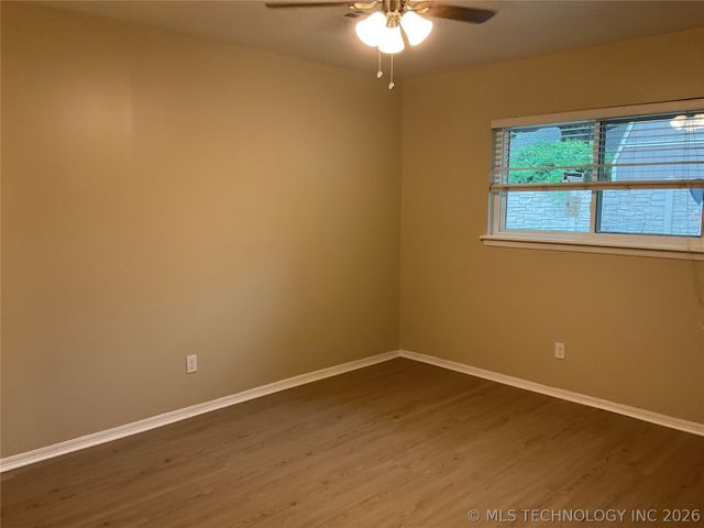 6920 E 46th Place, Tulsa, OK 74145