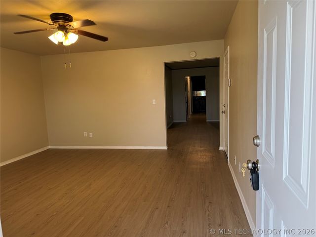 6920 E 46th Place, Tulsa, OK 74145