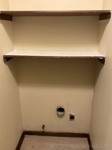 6920 E 46th Place, Tulsa, OK 74145