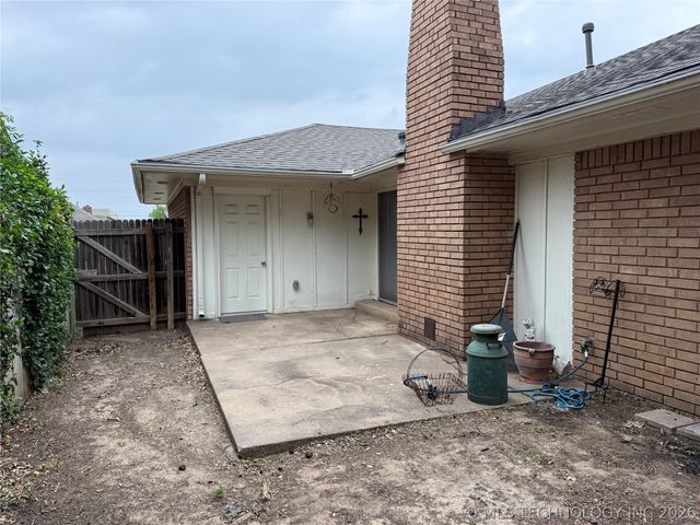 6920 E 46th Place, Tulsa, OK 74145
