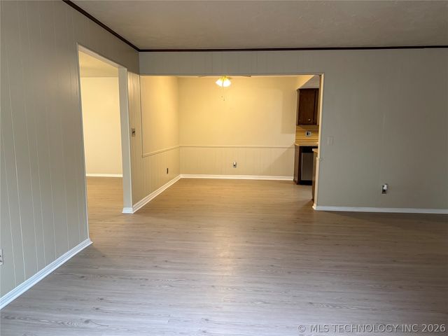 6920 E 46th Place, Tulsa, OK 74145