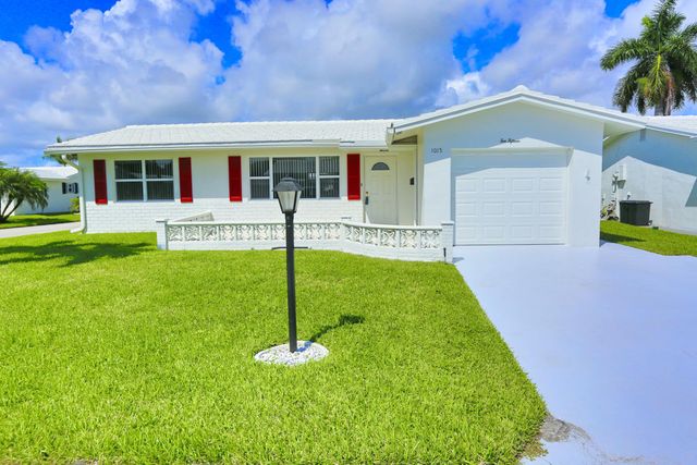 1015 SW 16th Street, Boynton Beach, FL 33426