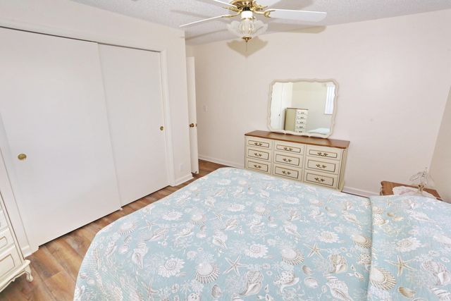 1015 SW 16th Street, Boynton Beach, FL 33426