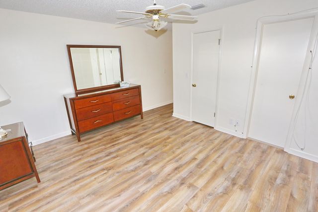 1015 SW 16th Street, Boynton Beach, FL 33426