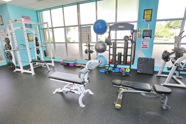 1015 SW 16th Street, Boynton Beach, FL 33426