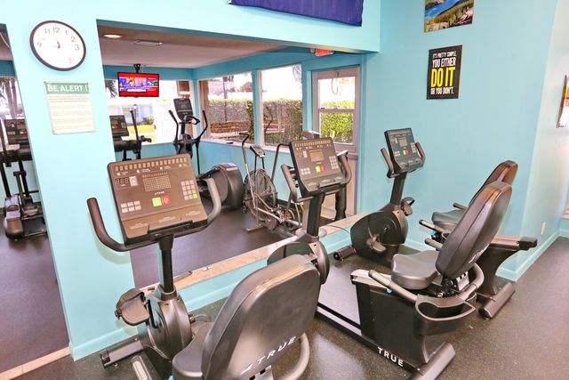 1015 SW 16th Street, Boynton Beach, FL 33426