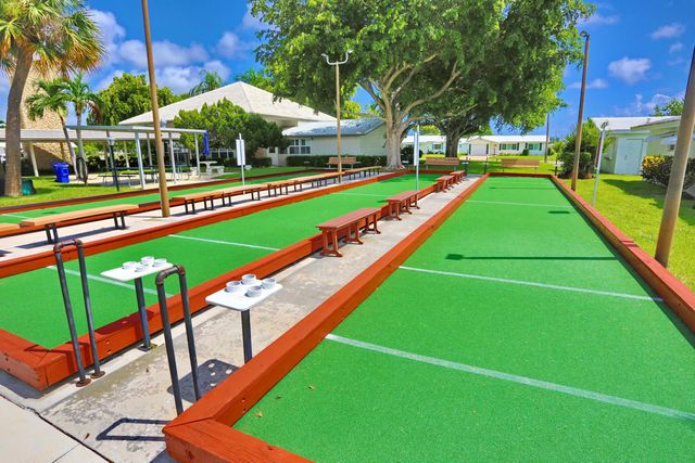 1015 SW 16th Street, Boynton Beach, FL 33426