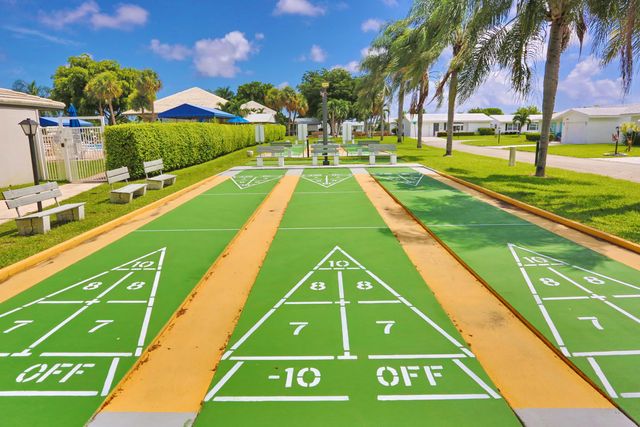 1015 SW 16th Street, Boynton Beach, FL 33426