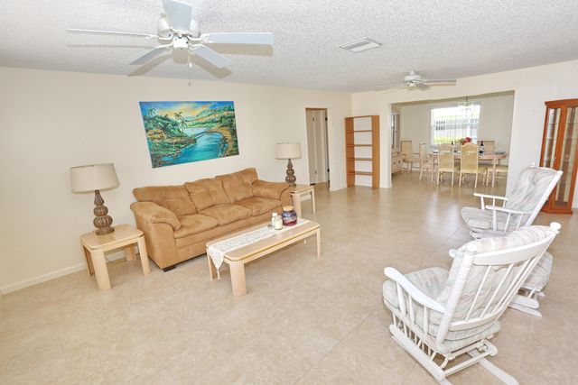 1015 SW 16th Street, Boynton Beach, FL 33426