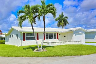 1015 SW 16th Street, Boynton Beach, FL 33426