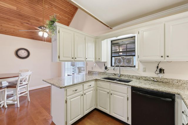 494 Forest Drive, Ringgold, GA 30736