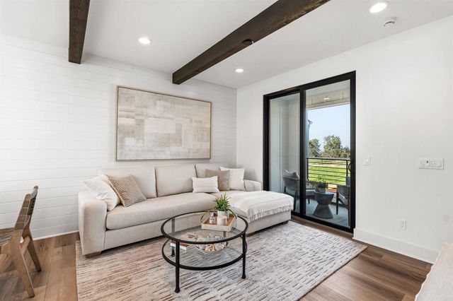 1044 Palmaria Court, Encinitas, CA 92024