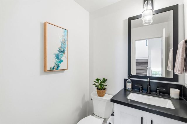 1044 Palmaria Court, Encinitas, CA 92024