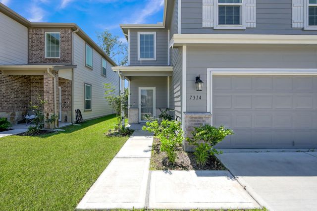 7314 Madison Commons Lane, Houston, TX 77075
