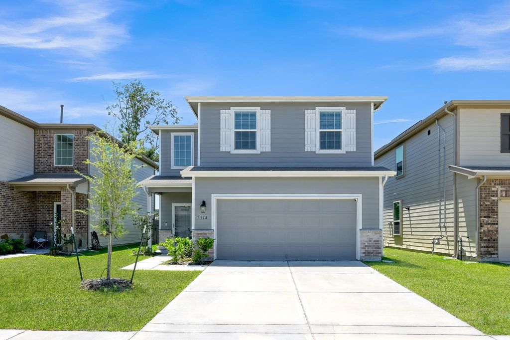 7314 Madison Commons Lane, Houston, TX 77075