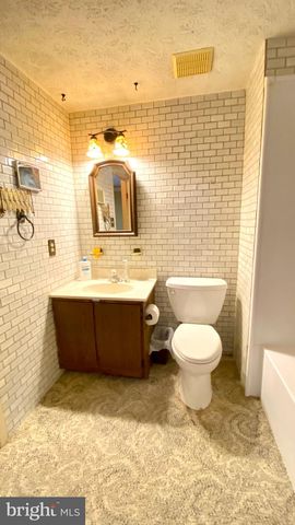 4 OLD SOUND RD, Joppa, MD 21085