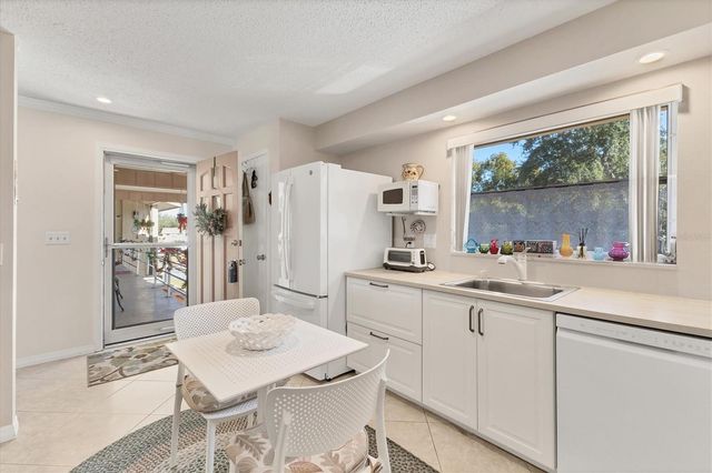 4450 NARRAGANSET TRAIL 95A, Sarasota, FL 34233