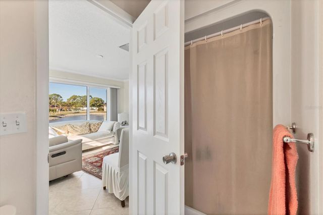 4450 NARRAGANSET TRAIL 95A, Sarasota, FL 34233