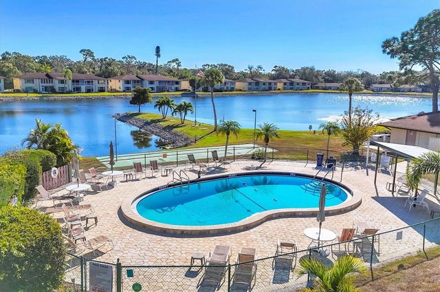 4450 NARRAGANSET TRAIL 95A, Sarasota, FL 34233