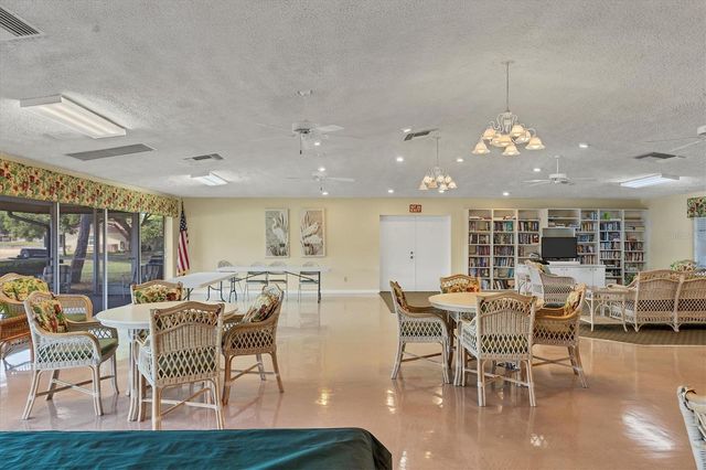 4450 NARRAGANSET TRAIL 95A, Sarasota, FL 34233