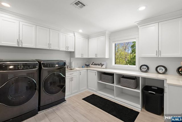 315 Freemans Lane, Franklin Lakes, NJ 07417