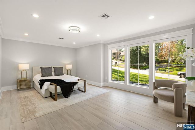 315 Freemans Lane, Franklin Lakes, NJ 07417