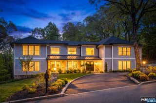 315 Freemans Lane, Franklin Lakes, NJ 07417