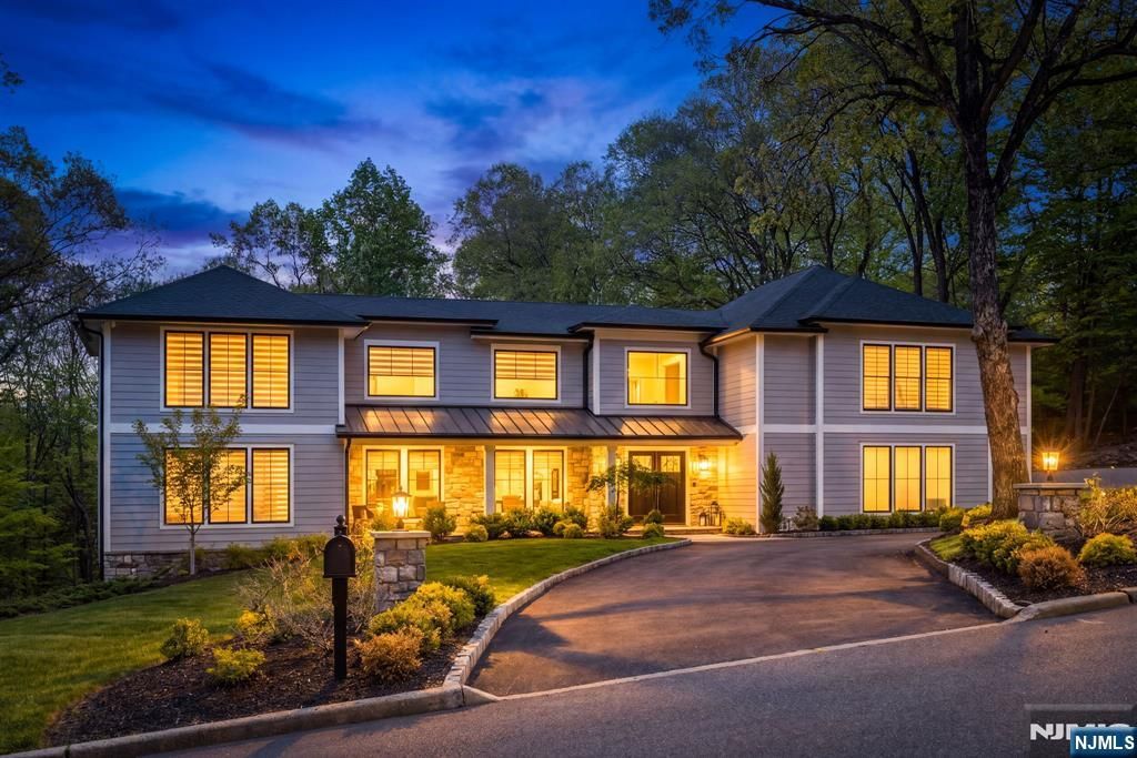 315 Freemans Lane, Franklin Lakes, NJ 07417